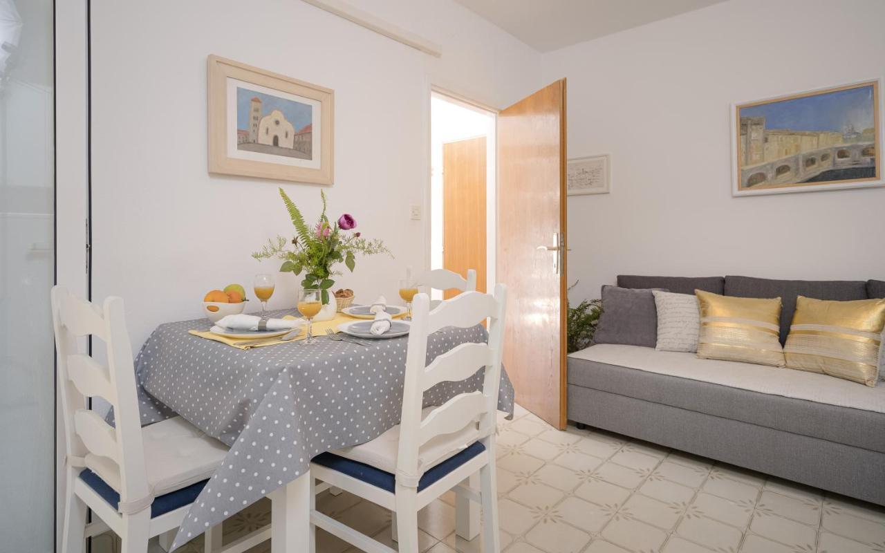 Apartments Margita Hvar Town Room photo